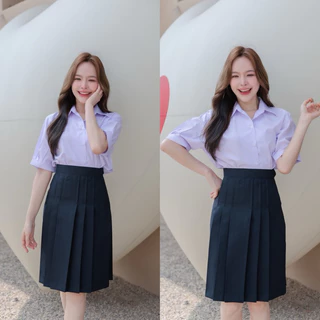 กระโปรงนักเรียน กระโปรงทรงแคบ มัธยมต้น-ปลาย ผ้ามันดีวาย สีกรมเข้ม - สีดำ กระเป๋าลับ ตีเกล็ด 5.5 นิ้ว