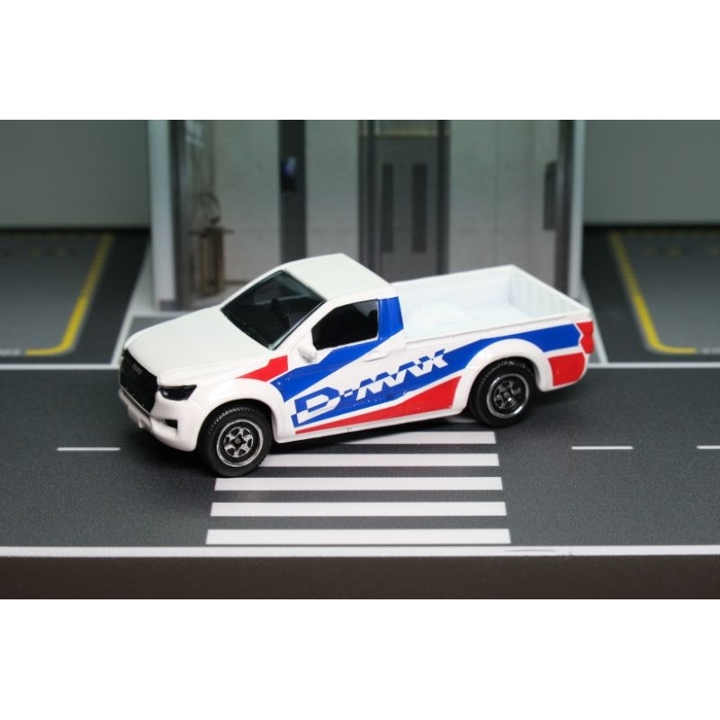 Majorette Isuzu D-Max ลายธงชาติ