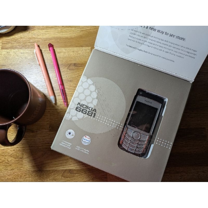 Nokia 6681 เครื่องศูนย์ไทย แท้ๆ