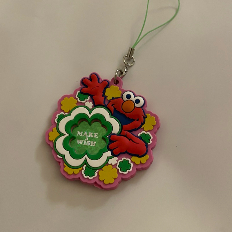 ✨🍎พวงกุญแจElmo Sesame Street ใส่รูปได้☘️✨