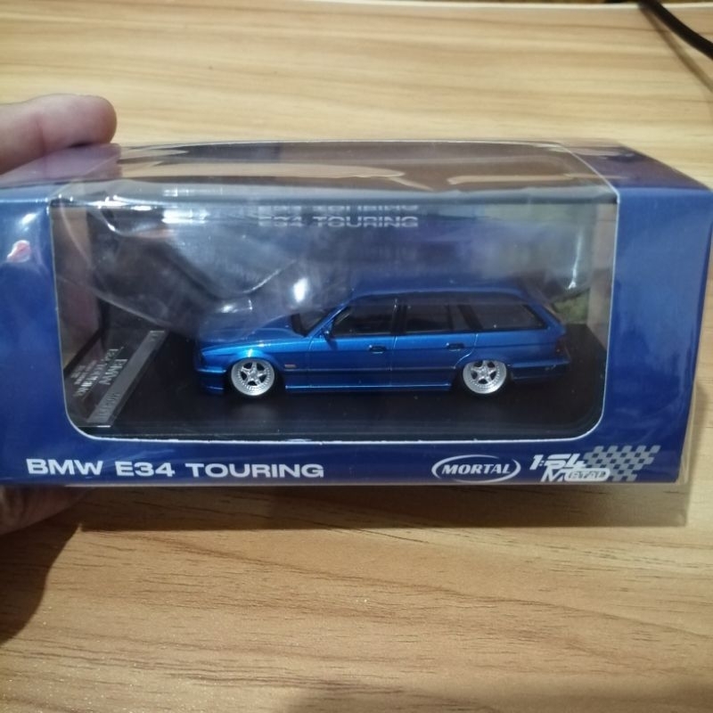 1/64 Mortal BMW​ E34 Touring​