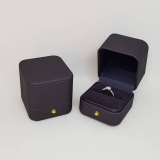 กล่องแหวน มีหมุด งานพรีเมียม รหัส CNJP6