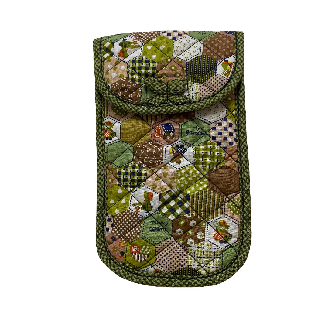 ซองมือถือ  iPhone 11 เคสเรียบ ซองแว่นตา (ขนาด 0.5x3.5x7 นิ้ว) ด้านบน 1 ช่องฝาปิดแถบกาวตีนตุ๊กแก ผ้าค