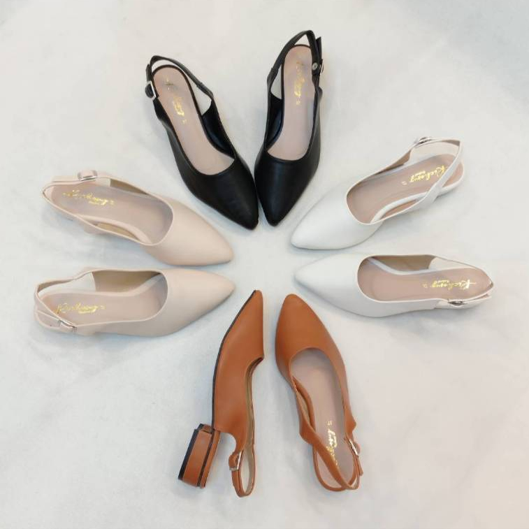 รองเท้าทรงสวย รุ่นยอดนิยม พร้อมส่ง รองเท้าแฟชั่น ส้นเตี้ย 1 นิ้ว หัวแหลม สายคาดหลัง ฝีมือคนไทย