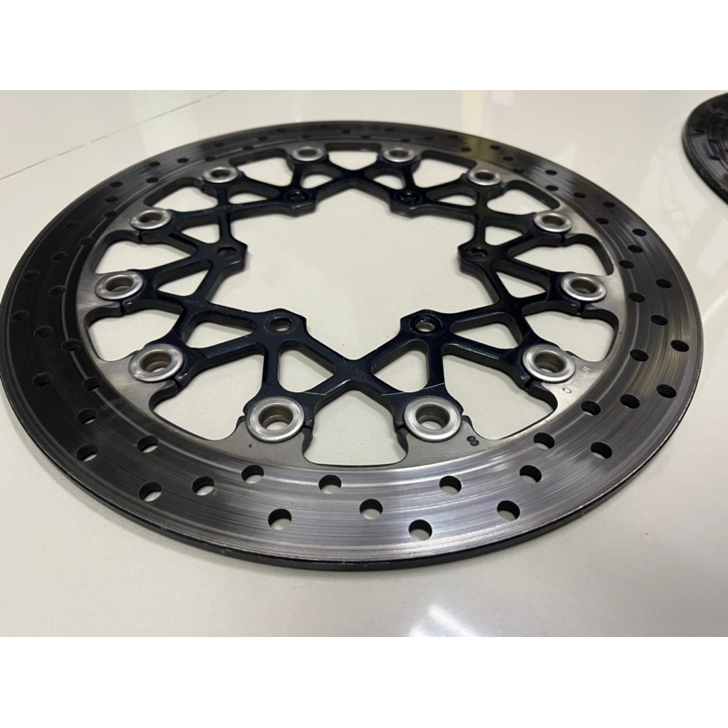 จานเบรคเดิม Gsxr1000 K9-L6