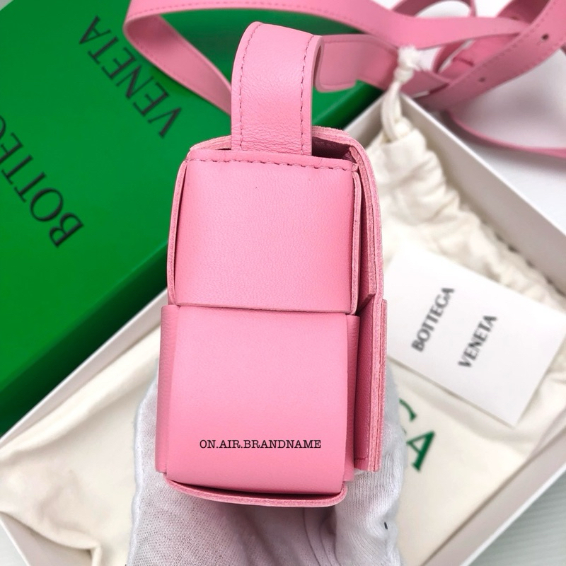 New bottega mini cassette สีชมพูน่ารัก ราคาดีงาม
