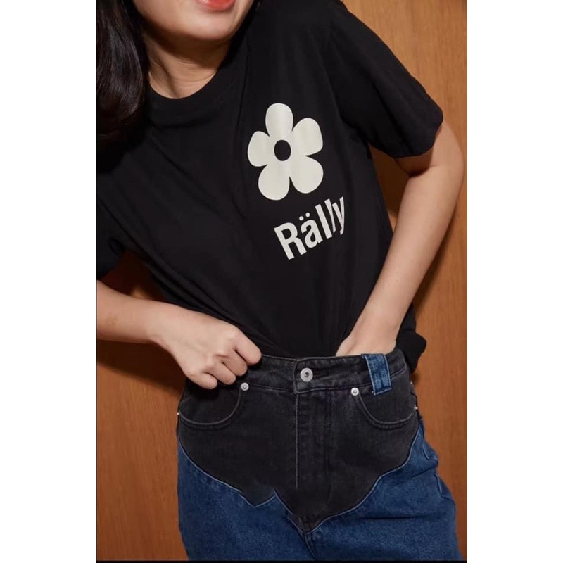 เสื้อยืดผู้หญิง Rally Movements Flower Tee แขนสั้น คอกลม ระบายอากาศ ใส่ได้ ทั้ง ชาย อเนกประสงค์ casual S-5XL