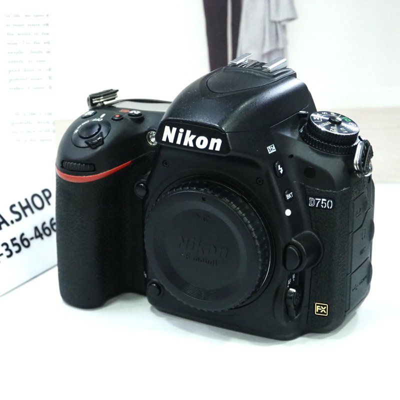 BODY NIKON D7500 ( มือสอง )