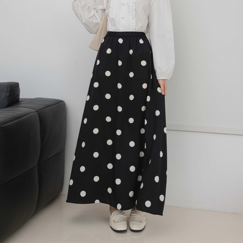Kimmame - กระโปรง รุ่น Polka Dot Sprinkle Satin Skirt