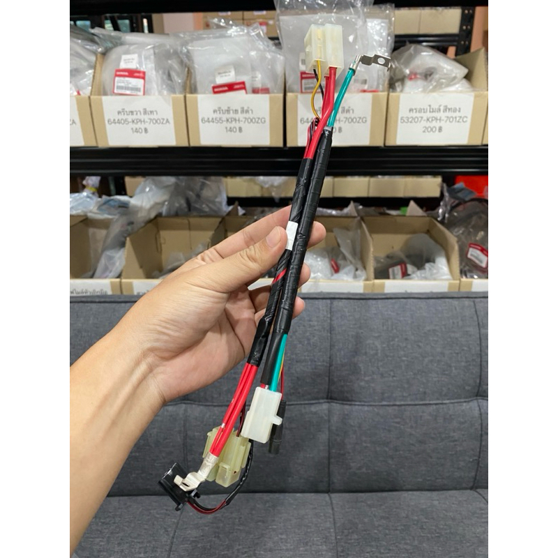 สายไฟแบตเวฟ125S/R หัวเถิกหน้าแหลมสำหรับรถสตาร์ทมือแท้เบิกศูนย์ *32103-KPH-901*