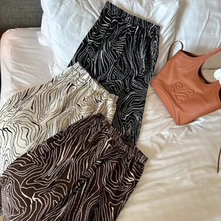 Pleat Pants-ขายาวอัดพลีท เนื้อผ้าใส่สบายพิมพ์ลายกราฟฟิก รุ่น P15 - Mesave