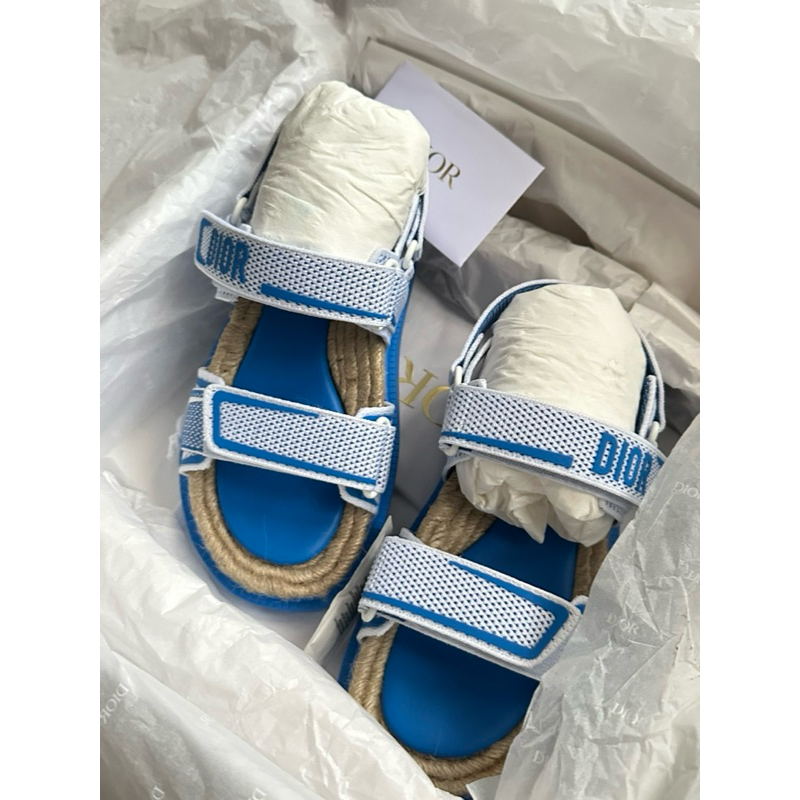 Dior saddles รองเท้า dior ใหม่
