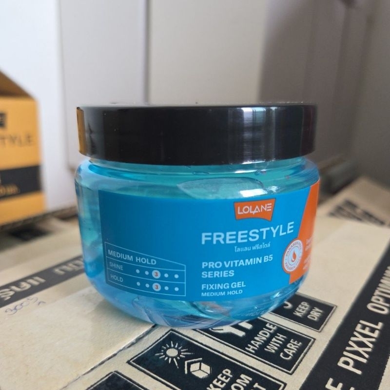 โลแลน ฟรีสไตล์ ฟิกซิ่งเจล นอร์มอล โฮลด์ LOLANE Freestyle Fixing Gel Normal Hold 200กรัม