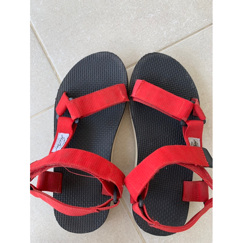 รองเท้ามือสอง Hawkins ของแท้