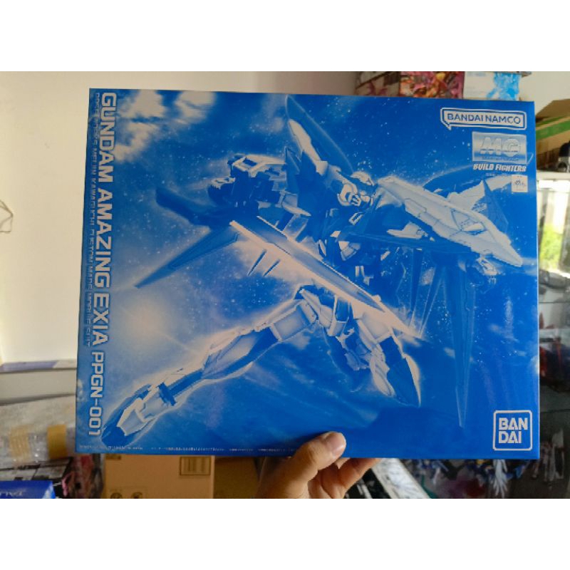 [P-BANDAI] MG 1/100 GUNDAM AMAZING EXIA