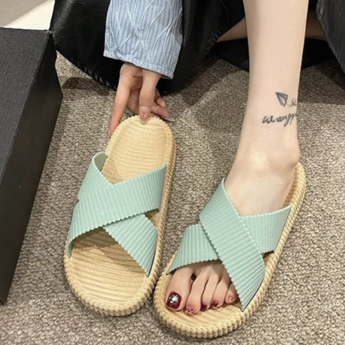 buyplus001รองเท้าแตะพื้นนิ่ม แฟชั่น รองเท้าผู้หญิง ใส่สบาย สีพื้น พร้อมส่ง S-200