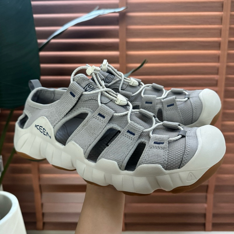 KEEN-M HYPERPORT H2 (ALLOY/NAVAL ACADEMY) รองเท้าลำลองผู้ชายของแท้มือ1ไม่มีกล่อง