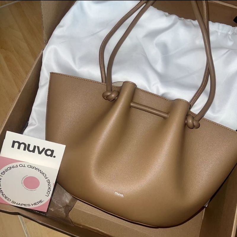 (สินค้าพร้อมส่ง!!!) MUVA Muva Pie Tote Bag (ส่งแมสได้คะ🛵)
