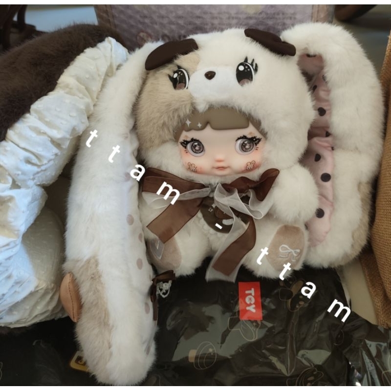 Nommi 400% V2 mushroom hat