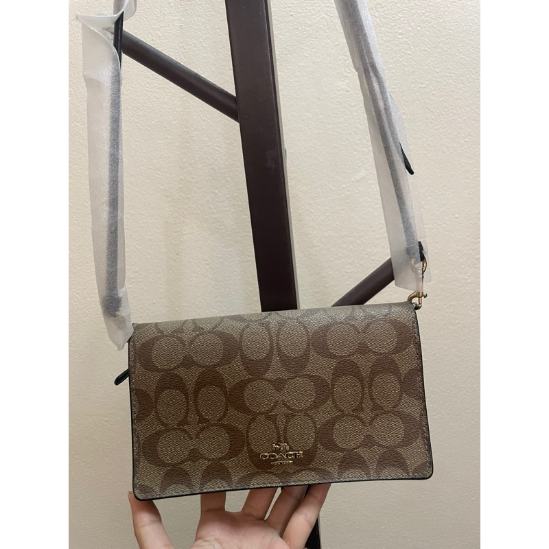 กระเป๋า Coach Woc อะไหล่ทอง