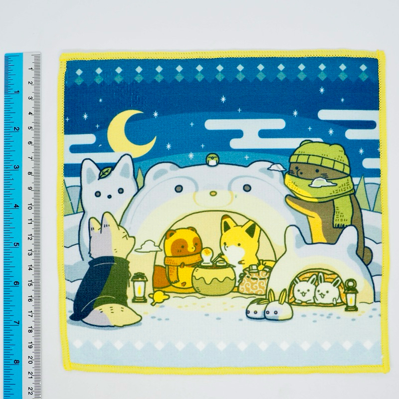 Tanuki and Kitsune- Ichiban Kuji Tanuki and Kitsune ~ Warm and cozy in a snow hut ~ E Prize - Mini T