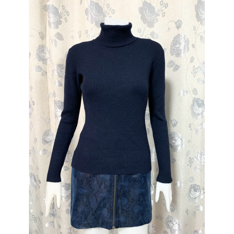 (SWY511)  เสื้อสเวตเตอร์ไหมพรม คอเต่าสีกรม แบรนด์ a.v.v MICHEL KLEIN PARIS ไซส์ 42 อก 32“ (ยืดได้ถึง