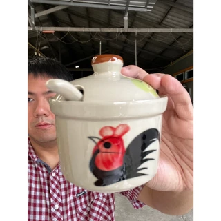 โถเครื่องปรุงลายไก่L โถใส่เครื่องปรุงเซรามิค โถใส่น้ำปลาพริก รวมช้อน ขนาด4 นิ้ว (กว้าง 10 ซม. x สูง 10 ซม.) จุ350ml 12o