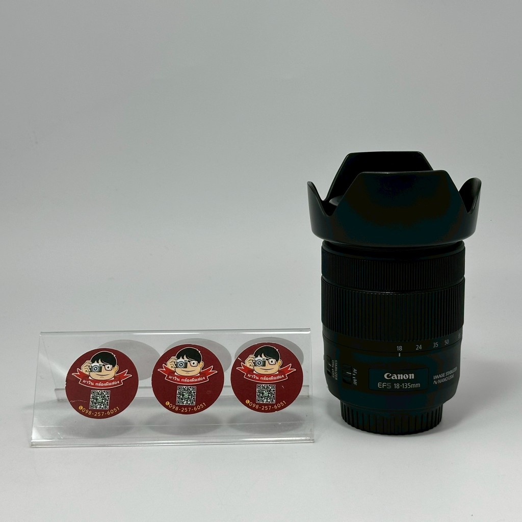 Canon EF-S 18-135mm f/3.5-5.6 IS USM Nano