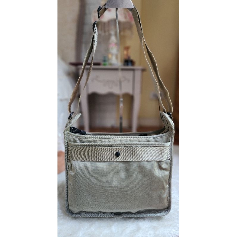 กระเป๋าโน๊ตบุ๊ค,iPadแบรนด์Samsoniteแท้💯