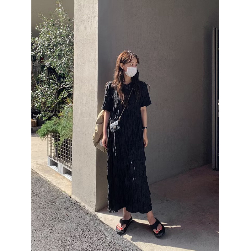 ส่งต่อ NOMADE.& พร้อมส่ง Hannam maxi dress { แมกซี่เดรสแขนสั้นผ้ายับ}