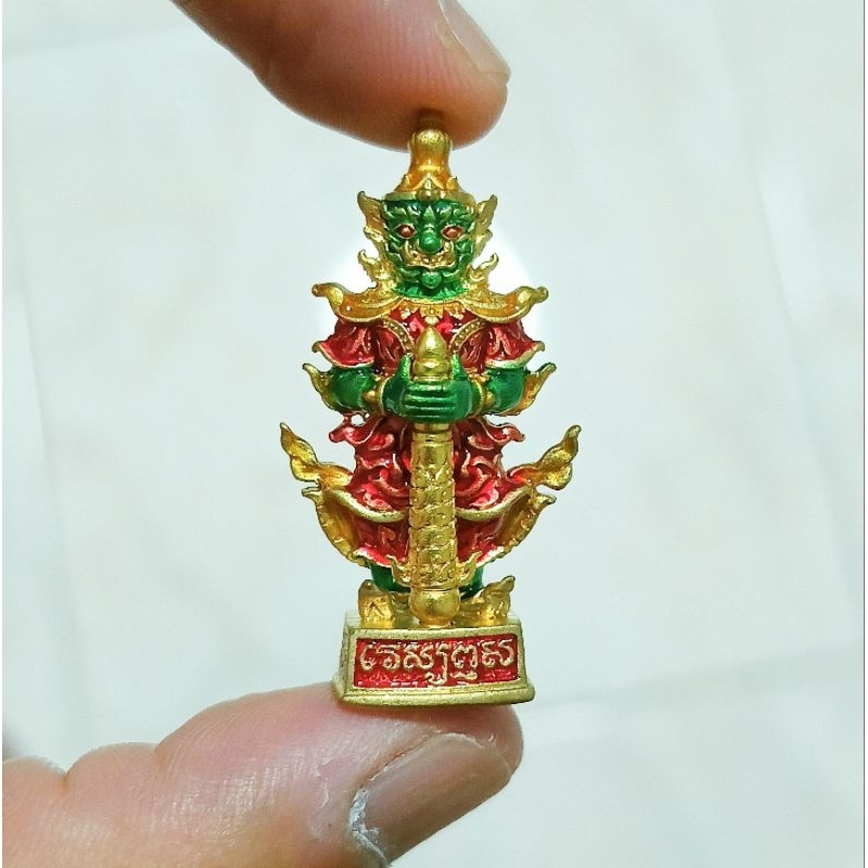 ท้าวเวสสุวรรณ รุ่น มงคลบารมีหลวงพ่อพัฒน์ วัดห้วยด้วน จ.นครสวรรค์