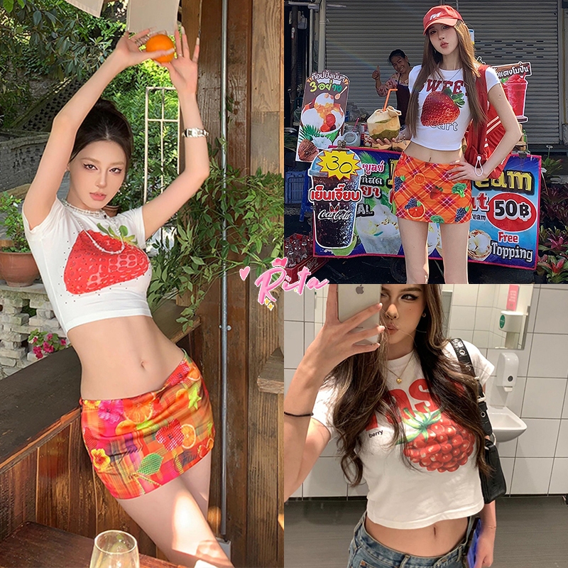 Rita พร้อมส่ง🍓🍇เสื้อครอป เสื้อยืดสีขาว Y2Kสุดฮิตผู้หญิงแขนสั้น พิมพ์ผลไม้ ทรงรัดรูป น่ารัก ใส่สบาย สไตล์สาวเกาห