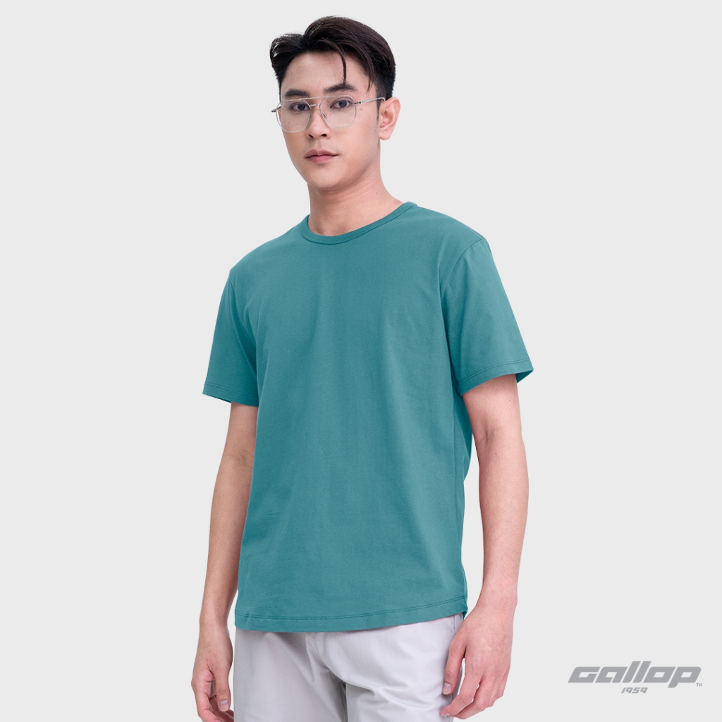 GALLOP : Men's Wear เสื้อยืดคอกลม (Round-necked) รุ่น ชายโค้ง GBT9002 สี Teal Blue - ทีล บลู