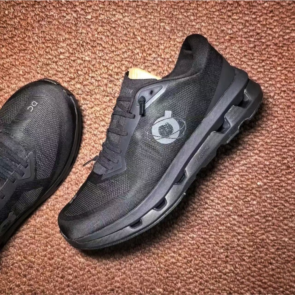 📦จัดส่งฟรี📦Cloudtilt Cloudzone Kith เบานิ่มสบายสายเดิน รองเท้าผ้าใบชายหญิง ไซส์ปกติ Co-branded edition - รูปที่ 4