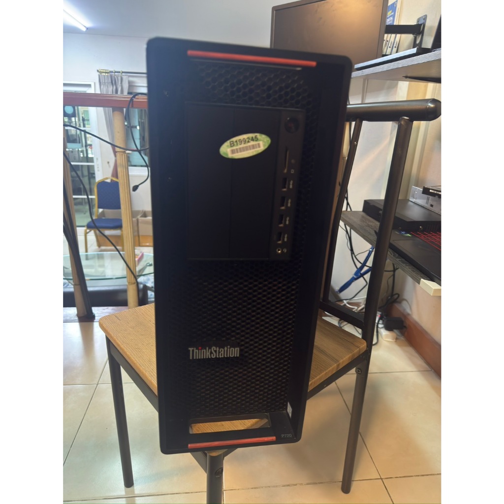 Workstation Lenovo ThinkStation P720 Xeon Silver 4110 8C 16T 'Nvidia Quadro P2200