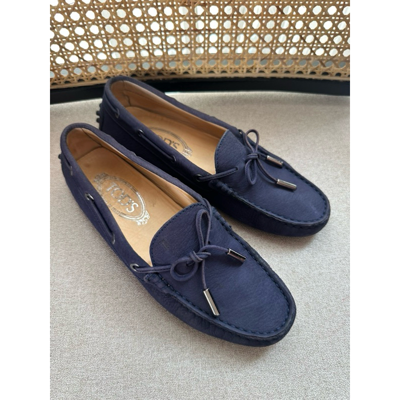 รองเท้า TODS สีน้ำเงิน ของแท้ เหมาะกับเท้า 23.5/37
