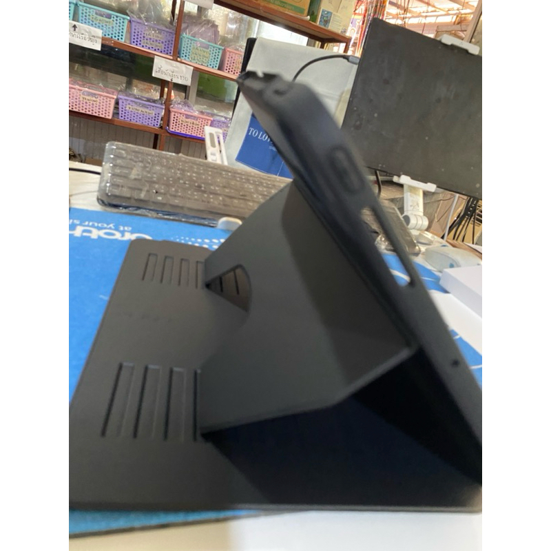เคส iPad Pro 13 มือสอง (ขายถูกซื้อมาผิด)