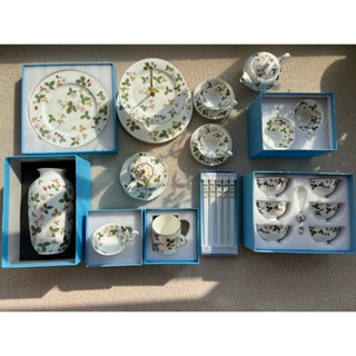 Wedgwood Wild Strawberry Series English Gold Plated High Bon…