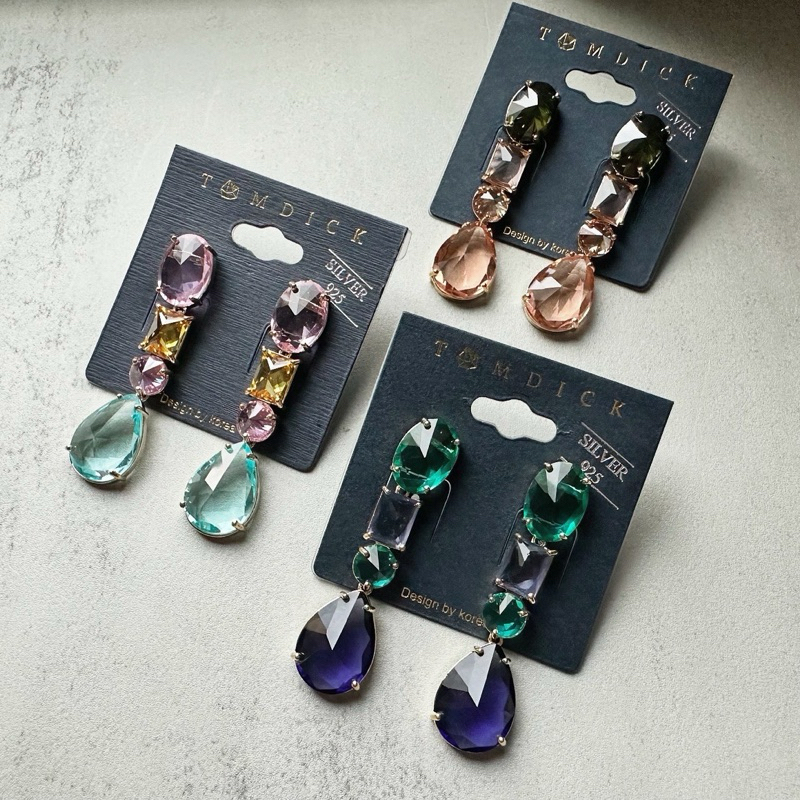 ต่างหูคิวบิค สีสันสดใส