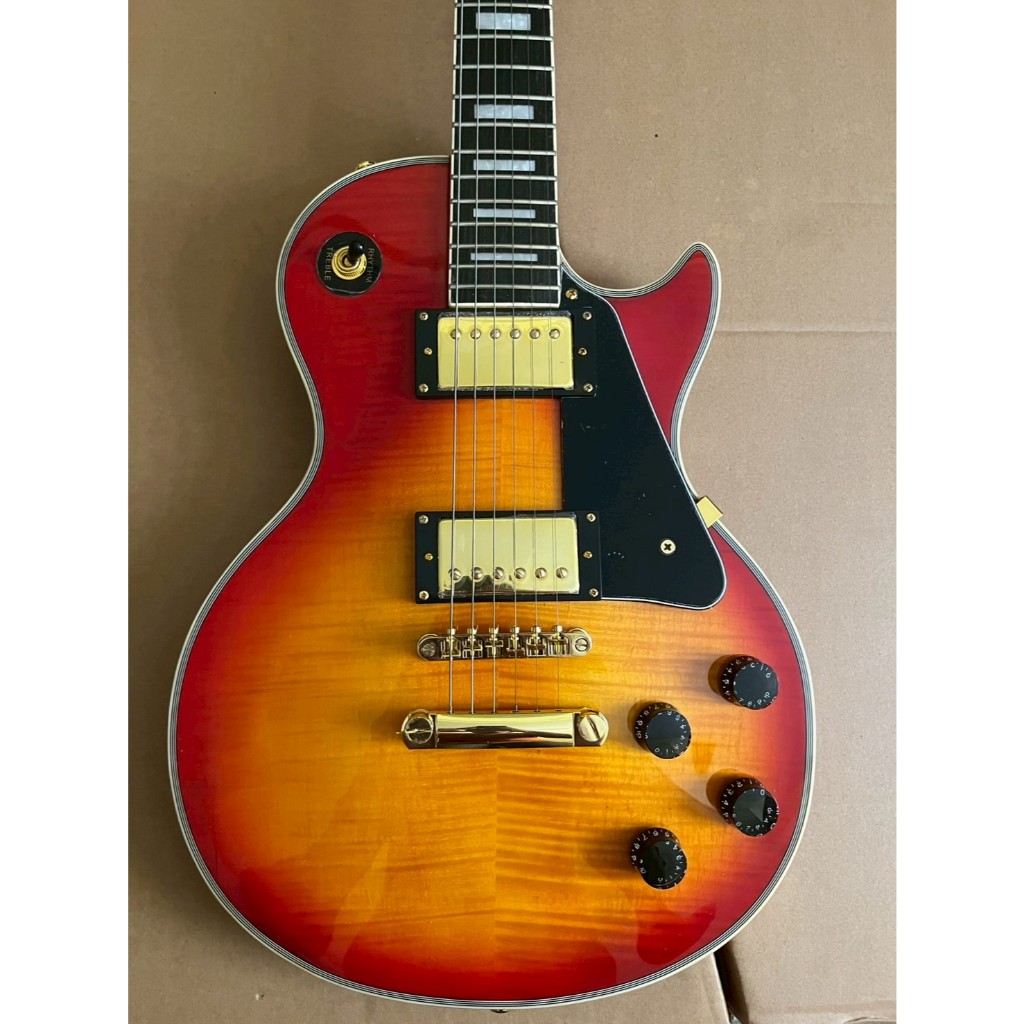 กีต้าร์ไฟฟ้า Gibson Les Paul Custom ( พร้อมส่งในไทย )