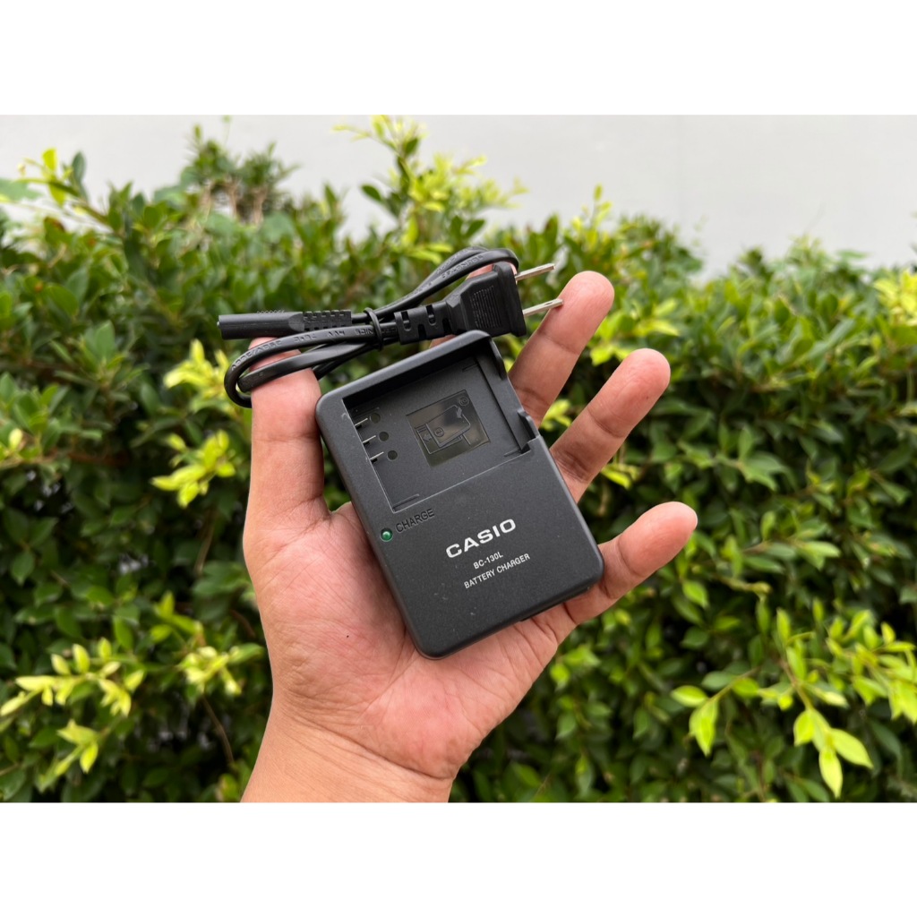 แท่นชาร์จ สายชาร์จ แบตเตอรี่ Casio NP-110 / NP-160 กล้องคาซิโอ ZR10 ZR15 ZR20 ZR50 ZR55 ZR60 ZR65 ZR