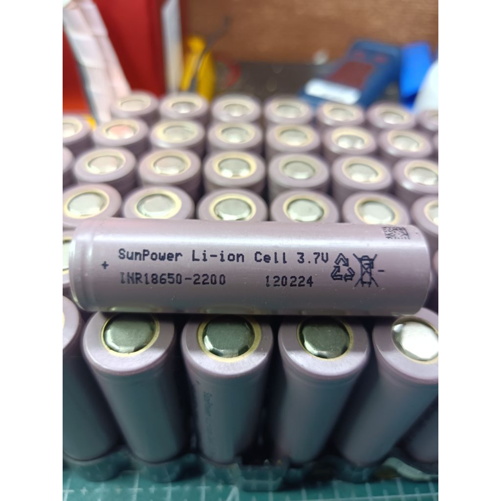 ถ่านชาร์จ INR 18650 2200mAh 10c