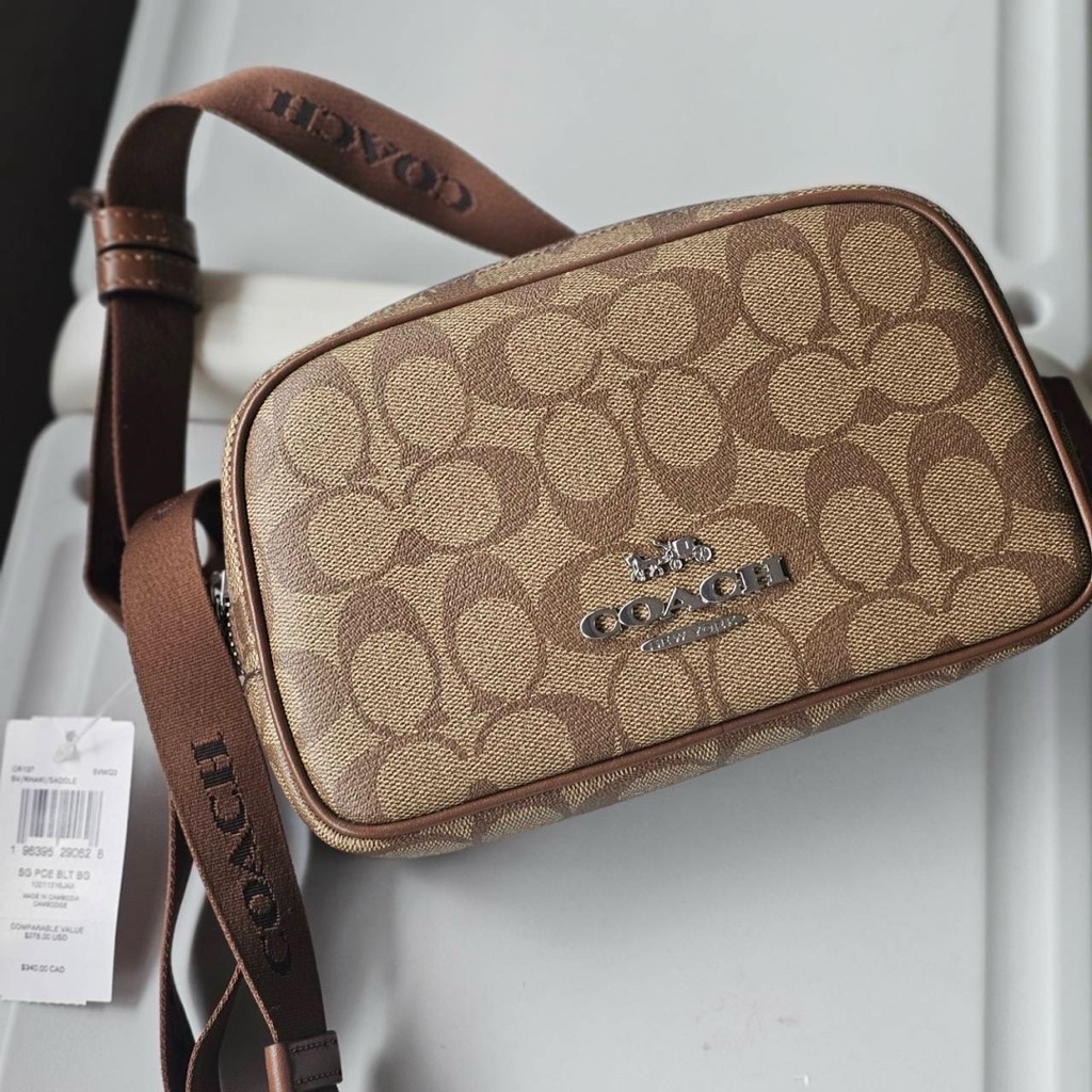 กระเป๋าC0ach Pace Belt Bag In Signature คอรสบอดี้ size: 8 1/4" (L) x 5" (H) x 2 1/4"🎉สอบถามก่อนกดสั่