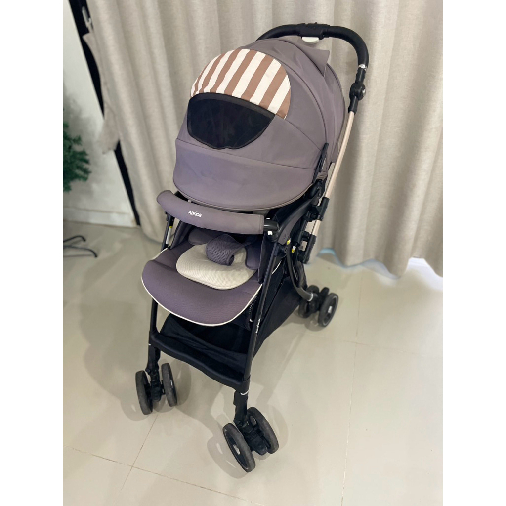 รถเข็น Aprica Luxuna Bitte Cushion