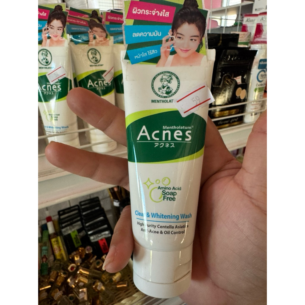 Acnes แอคเน่ส์ โฟมล้างหน้าแก้สิว