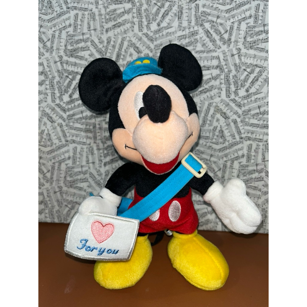 ตุ๊กตา Mickey Mouse ส่งจดหมาย 💌