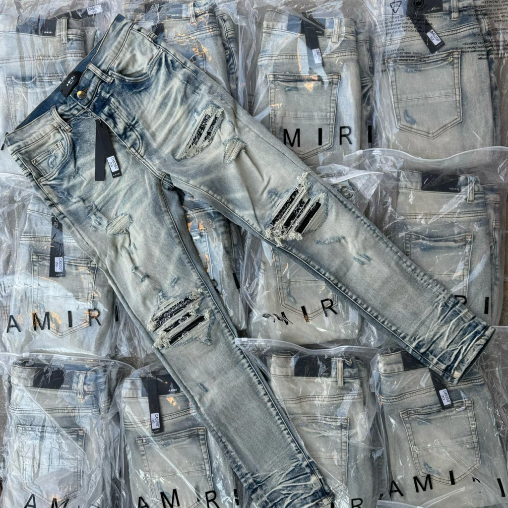 🔥ทักแซตรับส่วนลด100฿🔥 CA5250 กางเกงAmiri X1 เข่าดำลายบานาน่า CA5250