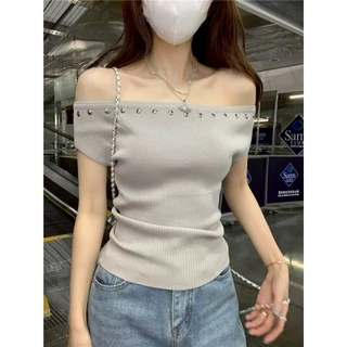Vogue🌟พร้อมส่ง🌟 เสื้อเปิดไหล่ ไหมพรม แขนสั้น ผ้าร่องเล็ก ยืดพอดีตัว (Z-YT54)