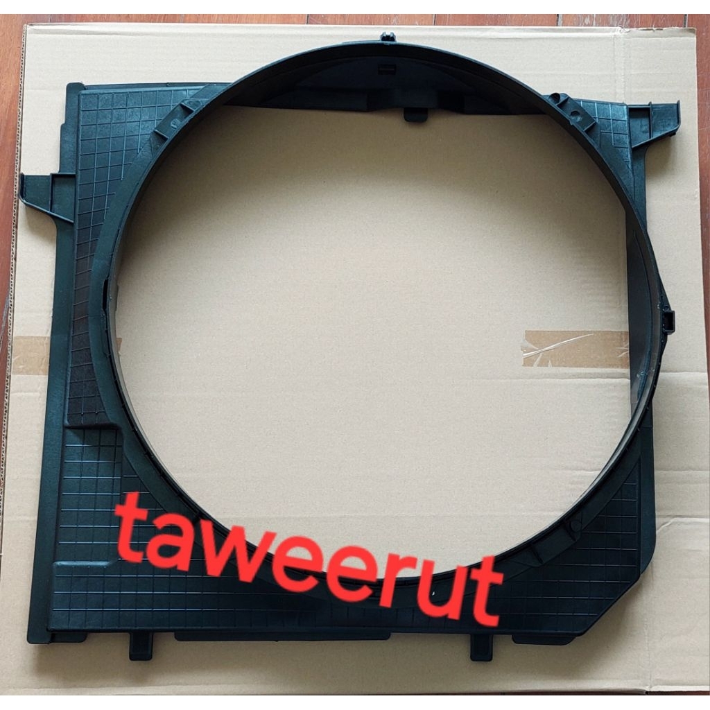 ฺฺBENZ บังลมหม้อน้ำ 300E W124 งานOEM เกรดคุณภาพ(fi)