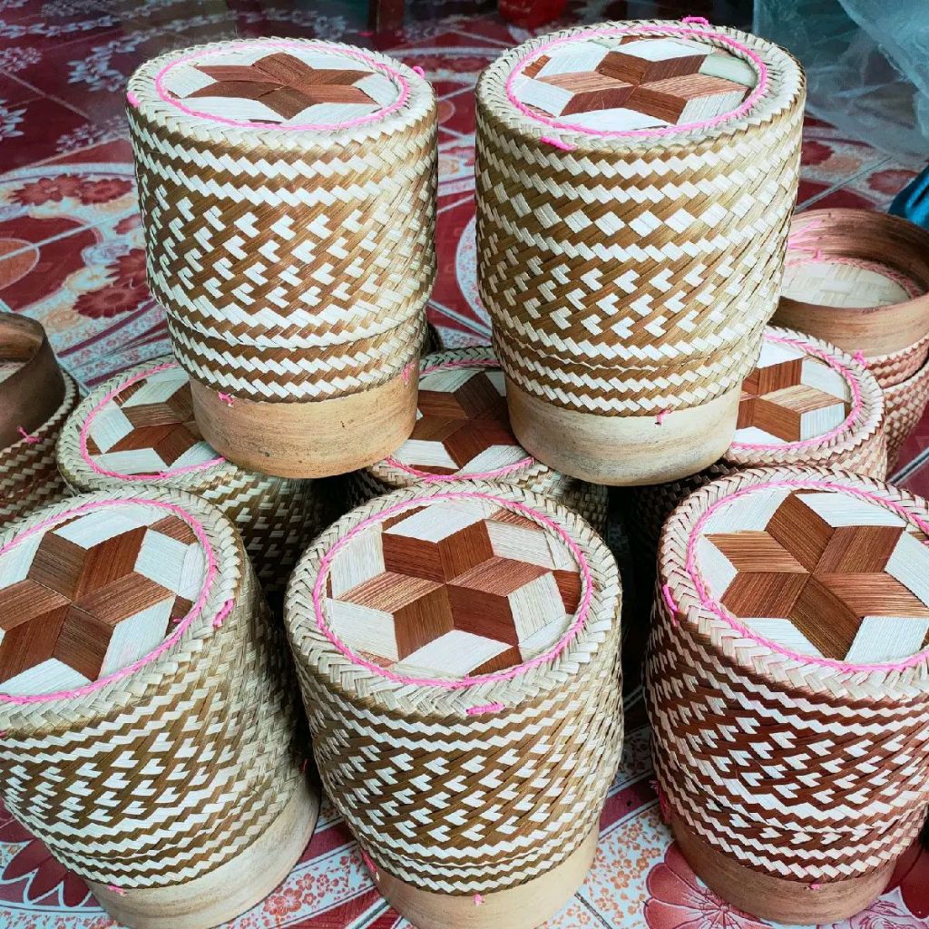 กระติ๊บข้าวเหนียวทรงสูง/หนา2ชั้น/ลวดลายสวยงาม/หลายขนาด